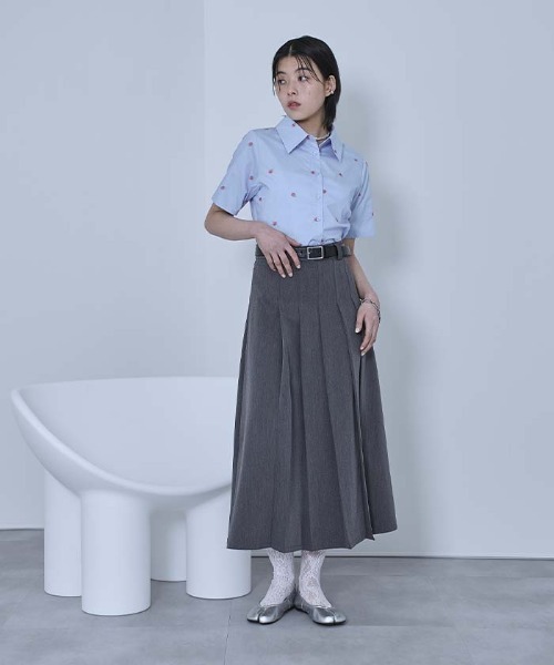 miette(ミエット)の「アソート刺繍半袖シャツ(シャツ/ブラウス・レディース・オフホワイト/ブルー/ライトベージュ・FREE)」の8枚目の写真