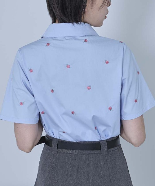 miette(ミエット)の「アソート刺繍半袖シャツ(シャツ/ブラウス・レディース・オフホワイト/ブルー/ライトベージュ・FREE)」の9枚目の写真