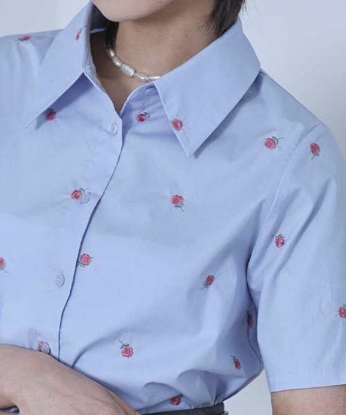 miette(ミエット)の「アソート刺繍半袖シャツ(シャツ/ブラウス・レディース・オフホワイト/ブルー/ライトベージュ・FREE)」の11枚目の写真