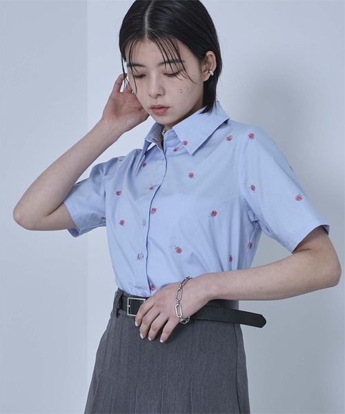 miette(ミエット)の「アソート刺繍半袖シャツ(シャツ/ブラウス・レディース・オフホワイト/ブルー/ライトベージュ・FREE)」の12枚目の写真