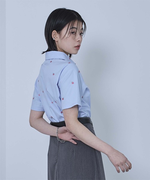 miette(ミエット)の「アソート刺繍半袖シャツ(シャツ/ブラウス・レディース・オフホワイト/ブルー/ライトベージュ・FREE)」の14枚目の写真