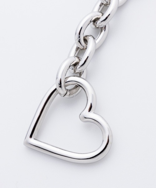 BASICKS(ベイシックス)の「【BASICKS/ベイシックス】Heart Braceret (Medium Link)(ブレスレット・メンズ・シルバー・S)」の4枚目の写真