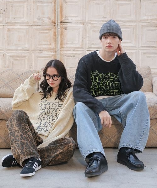 PBLIM（ページボーイリム）の「《UNISEX》ダメージロゴニット（ニット/セーター・レディース・カーキ/アイボリー/レッド系その他/スミクロ・FREE）」の5枚目の写真