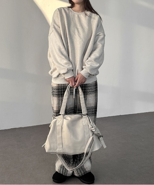 FREE STYLISTS（フリー スタイリスト）の「Y2K キャリーオントラベルボストンBAG／大容量・マルチポケット（ボストンバッグ・レディース・ブラック/オフホワイト・FREE）」の13枚目の写真