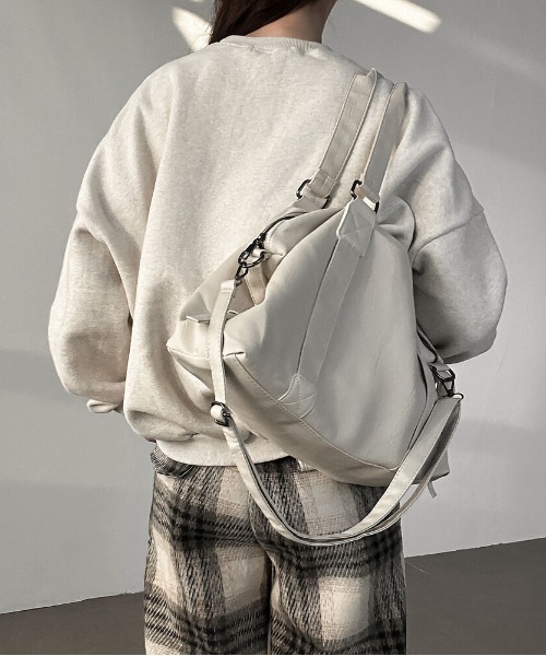 FREE STYLISTS（フリー スタイリスト）の「Y2K キャリーオントラベルボストンBAG／大容量・マルチポケット（ボストンバッグ・レディース・ブラック/オフホワイト・FREE）」の17枚目の写真