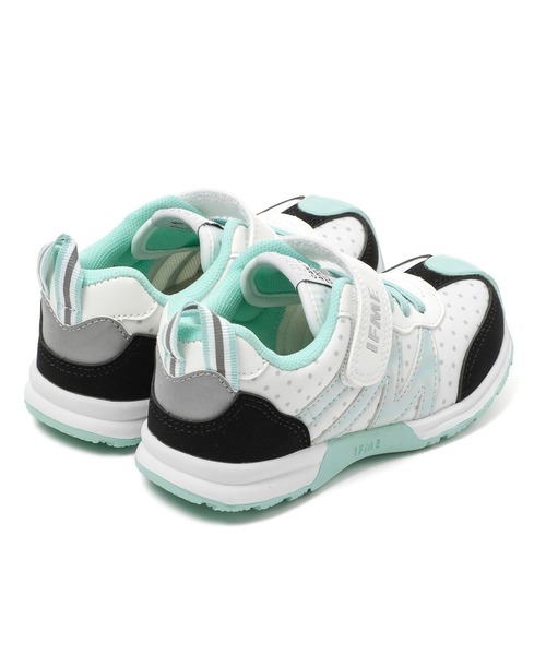 IFME（イフミー）の「KIDS｜IFME joob ゴアベルトスニーカー（スニーカー・キッズ・ベージュ/パープル/グレー/ホワイト・15.0cm/15.5cm/16.0cm/16.5cm/17.0cm/17.5cm/18.0cm/18.5cm/19.0cm/19.5cm/20.0cm/20.5cm/21.0cm）」の15枚目の写真