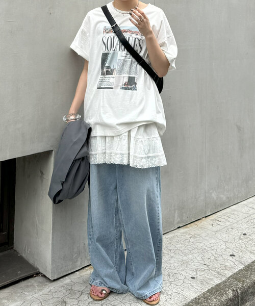 DISCOAT（ディスコート）の「【ユニセックス】アソートニュースペーパーグラフィックTシャツ（Tシャツ/カットソー・レディース・ホワイト系その他/ホワイト/ホワイト系その他2・FREE）」の11枚目の写真