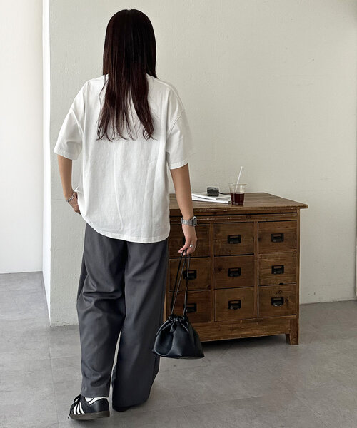 DISCOAT（ディスコート）の「【ユニセックス】アソートニュースペーパーグラフィックTシャツ（Tシャツ/カットソー・レディース・ホワイト系その他/ホワイト/ホワイト系その他2・FREE）」の17枚目の写真