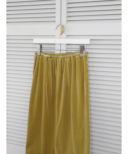 Katrin TOKYO(カトリーントーキョー)の「velour I line maxi skirt(スカート・レディース・イエロー/ブラック/ピンク・FREE/XS)」の6枚目の写真