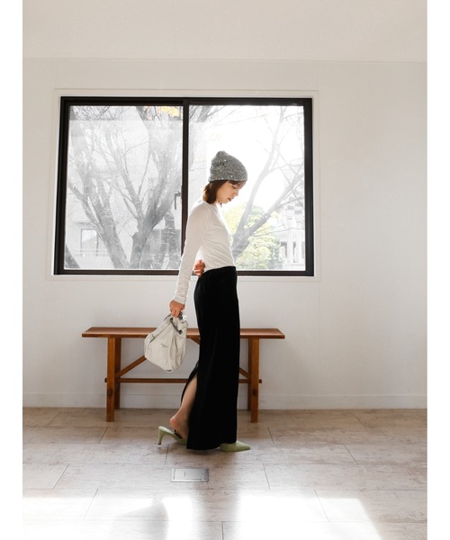 Katrin TOKYO(カトリーントーキョー)の「velour I line maxi skirt(スカート・レディース・イエロー/ブラック/ピンク・FREE/XS)」の5枚目の写真