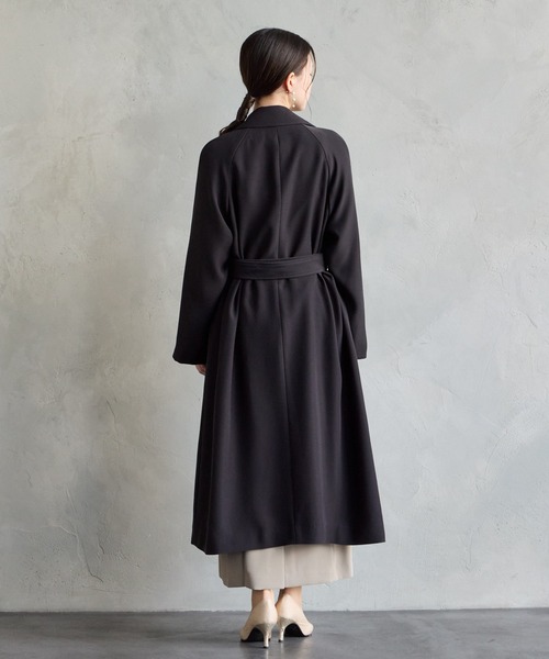 AIMER(エメ)の「ストレッチダブルクロスラップトレンチコート(トレンチコート・レディース・ベージュ/チャコールグレー・MEDIUM)」の7枚目の写真