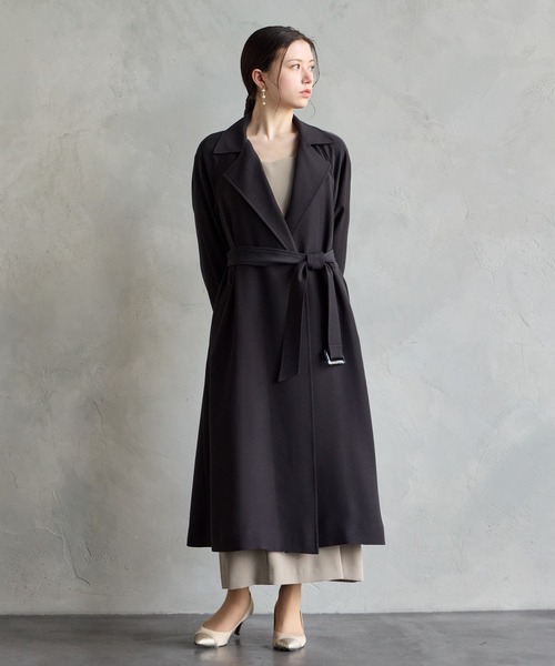 AIMER(エメ)の「ストレッチダブルクロスラップトレンチコート(トレンチコート・レディース・ベージュ/チャコールグレー・MEDIUM)」の8枚目の写真