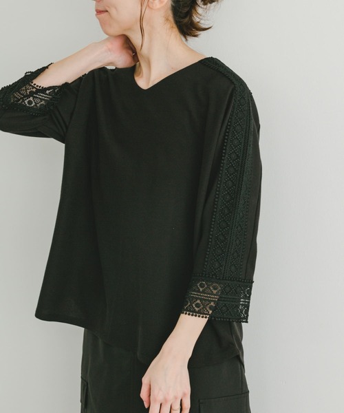 ITEMS URBANRESEARCH(アイテムズ アーバンリサーチ)の「カットミラノレースプルオーバー(Tシャツ/カットソー・レディース・ブラック/ホワイト/ライトグレー・FREE)」の1枚目の写真