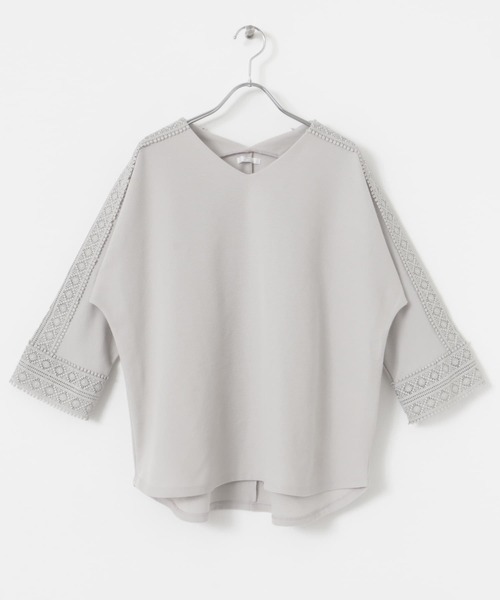 ITEMS URBANRESEARCH(アイテムズ アーバンリサーチ)の「カットミラノレースプルオーバー(Tシャツ/カットソー・レディース・ブラック/ホワイト/ライトグレー・FREE)」の12枚目の写真