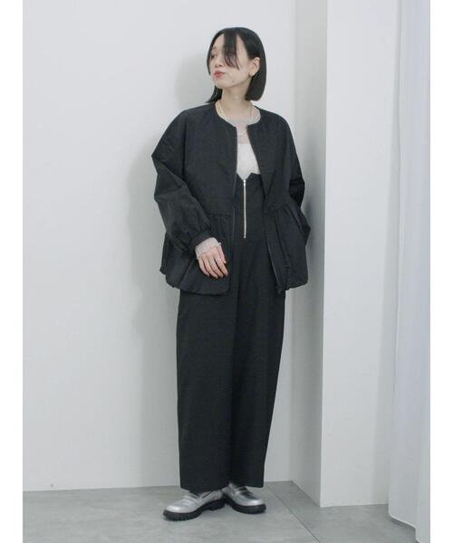 Samansa Mos2 blue（サマンサモスモスブルー）の「バルーンペプラムブルゾン（ブルゾン・レディース・ベージュ/ライトベージュ/ブラック・F）」の10枚目の写真