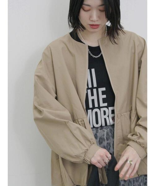 Samansa Mos2 blue（サマンサモスモスブルー）の「バルーンペプラムブルゾン（ブルゾン・レディース・ベージュ/ライトベージュ/ブラック・F）」の18枚目の写真