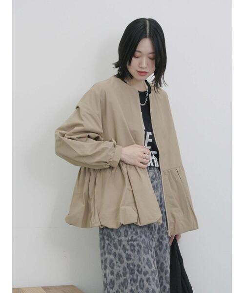 Samansa Mos2 blue（サマンサモスモスブルー）の「バルーンペプラムブルゾン（ブルゾン・レディース・ベージュ/ライトベージュ/ブラック・F）」の22枚目の写真