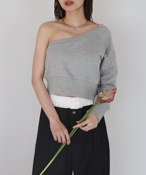 padded one shoulder sweat / カップ付きワンショルダースウェット