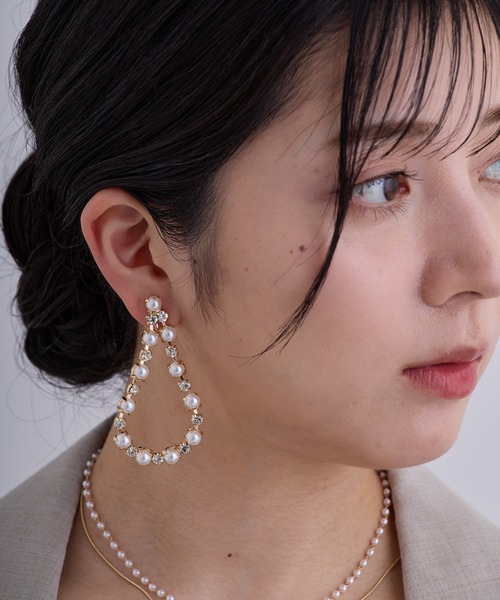 CALIN STANDARD(カリンスタンダード)の「◆◆金属アレルギー対応◆◆〈ecru〉ドロップビジューイヤリング(イヤリング・レディース・ゴールド・FREE)」の6枚目の写真
