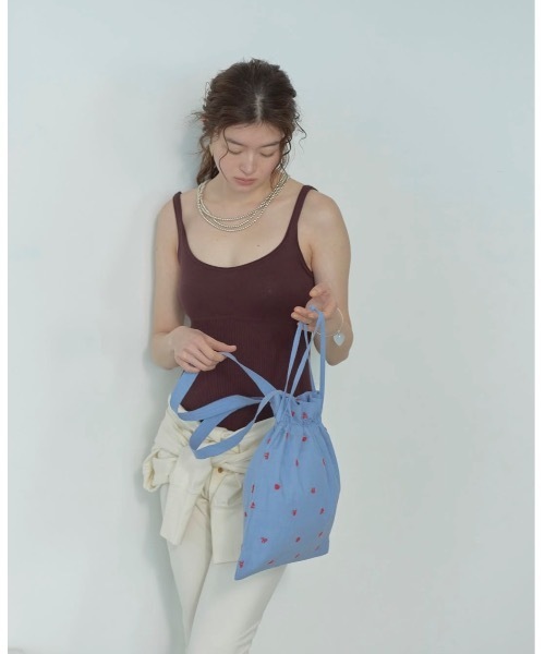 THEATRE PRODUCTS（シアタープロダクツ）の「ビーズエンブロイダリードローストリングトートﾊﾞｯｸﾞ（トートバッグ・レディース・ブルー/ブラック/ホワイト・FREE）」の13枚目の写真