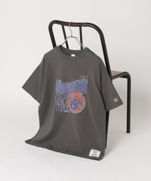 DISCUS(ディスカス)の「【DISCUS】ヴィンテージライク/ルーズカレッジTシャツ(Tシャツ/カットソー・メンズ・ホワイト/ネイビー/ホワイト系その他4/グレー・MEDIUM/LARGE)」の2枚目の写真