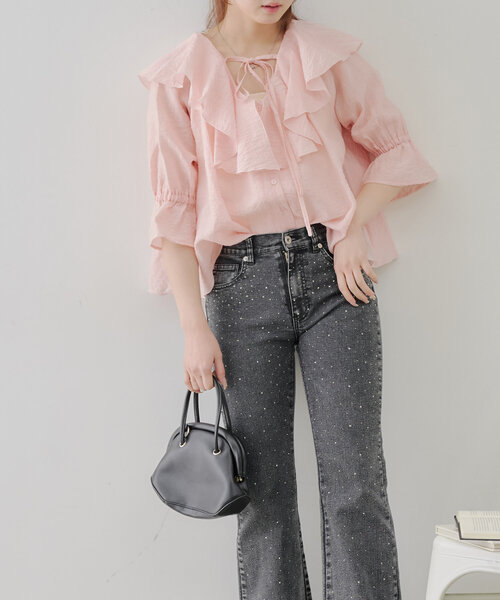 continuer de NICE CLAUP（コンティニューデナイスクラップ）の「【@_chipi2xセレクト】ストーン付デニムフレアパンツ（デニムパンツ・レディース・ケミカルウォッシュ/ブラック/ブルー・FREE）」の10枚目の写真