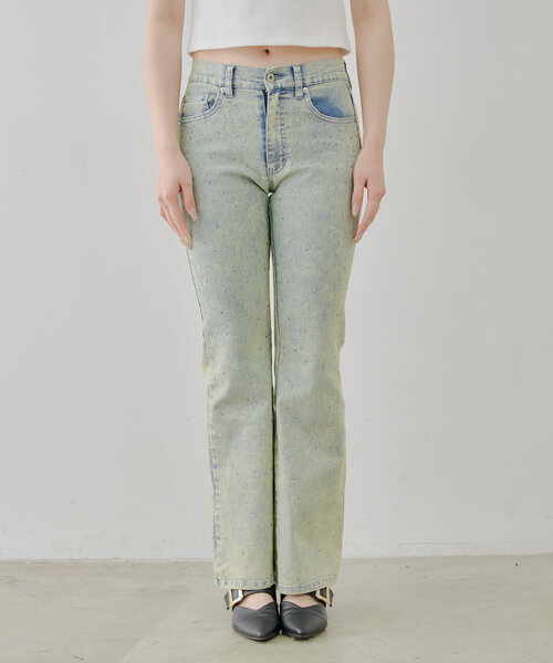 continuer de NICE CLAUP（コンティニューデナイスクラップ）の「【@_chipi2xセレクト】ストーン付デニムフレアパンツ（デニムパンツ・レディース・ケミカルウォッシュ/ブラック/ブルー・FREE）」の11枚目の写真