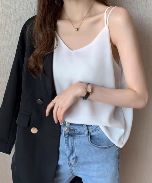 Diosfront（ディオスフロント）の「ダブル紐Vネックインナーキャミ（キャミソール・レディース・ブラック/アイボリー・M/L）」の15枚目の写真