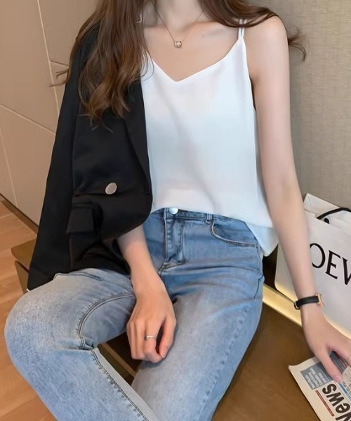 Diosfront（ディオスフロント）の「ダブル紐Vネックインナーキャミ（キャミソール・レディース・ブラック/アイボリー・M/L）」の16枚目の写真