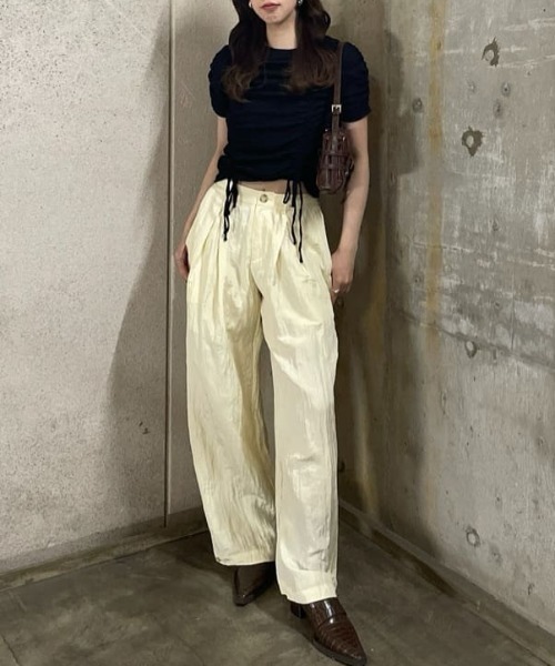 WRINKLE FINISH TUCKED パンツ THROW by SLY | 【THROW】WRINKLE FINISH TUCKED パンツ (パンツ