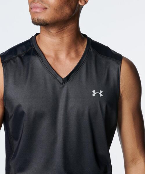 UNDER ARMOUR（アンダーアーマー）の「UAアイソチル フィッティド スリーブレス Vネックシャツ（ゴルフ/メンズ）（Tシャツ/カットソー・メンズ・ブラック・M/L/S/2XL/XL）」の11枚目の写真