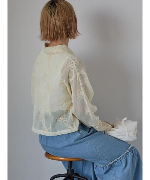 ehka sopo（エヘカソポ）の「コード刺繍襟付きカーディガン（カーディガン/ボレロ・レディース・ベージュ/ラベンダー/キナリ/グリーン・F）」の7枚目の写真