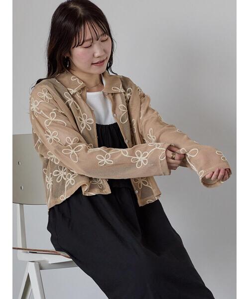 ehka sopo（エヘカソポ）の「コード刺繍襟付きカーディガン（カーディガン/ボレロ・レディース・ベージュ/ラベンダー/キナリ/グリーン・F）」の20枚目の写真