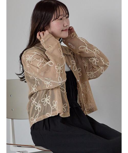 ehka sopo（エヘカソポ）の「コード刺繍襟付きカーディガン（カーディガン/ボレロ・レディース・ベージュ/ラベンダー/キナリ/グリーン・F）」の22枚目の写真