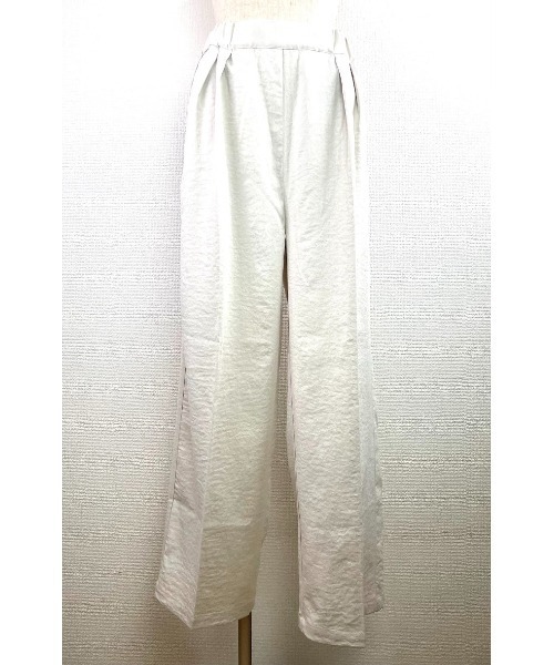 WORLD WIDE LOVE!(ワールドワイドラブ)の「コットンライクイージーパンツ(その他パンツ・レディース・ブラック/ライトベージュ・1)」の2枚目の写真