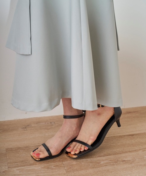 31 Sons de mode（トランテアン　ソン　ドゥ　モード）の「2025春夏新作 スクエアトゥストラップサンダル（サンダル・レディース・ブラック/オフホワイト・M/L）」の12枚目の写真