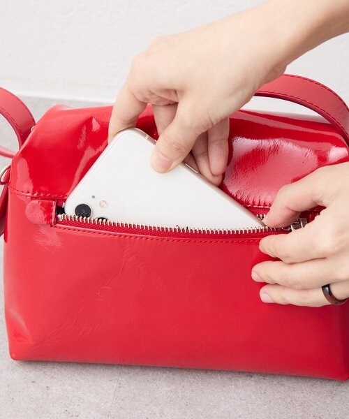 ear PAPILLONNER(イアパピヨネ)の「【kawa-kawa(カワカワ)】NO1508kuchiganeポシェット/ショルダーバッグ(ショルダーバッグ・レディース・ブラック/ブルー/ブラック系その他/レッド・FREE)」の19枚目の写真