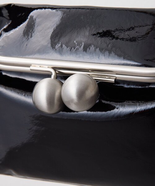 ear PAPILLONNER(イアパピヨネ)の「【kawa-kawa(カワカワ)】NO1508kuchiganeポシェット/ショルダーバッグ(ショルダーバッグ・レディース・ブラック/ブルー/ブラック系その他/レッド・FREE)」の11枚目の写真