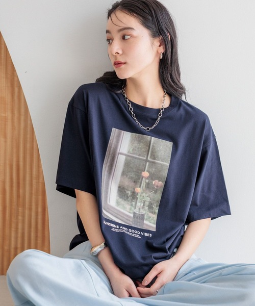 LOWRYS FARM(ローリーズファーム)の「フォトTEE 494889(Tシャツ/カットソー・レディース・アイボリー/オフホワイト/ネイビー・FREE)」の3枚目の写真