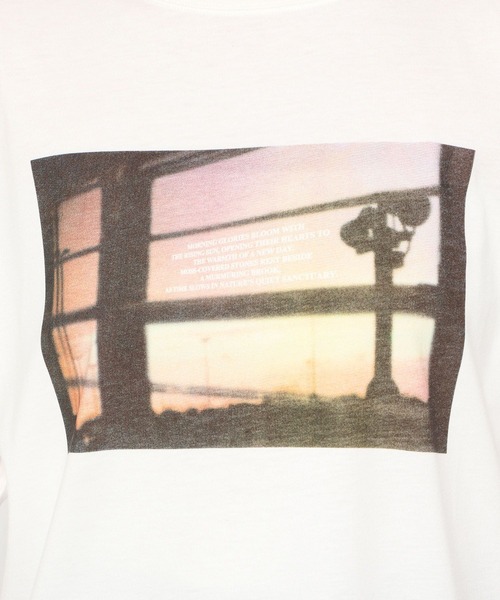 LOWRYS FARM(ローリーズファーム)の「フォトTEE 494889(Tシャツ/カットソー・レディース・アイボリー/オフホワイト/ネイビー・FREE)」の6枚目の写真