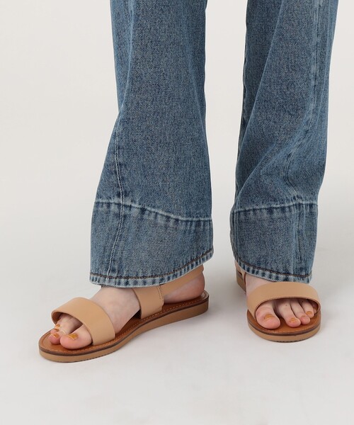 Molly Goddard(モリー ゴダード)の「Molly Goddard CORA JEANS(デニムパンツ・レディース・ブルー系その他・25/26)」の4枚目の写真