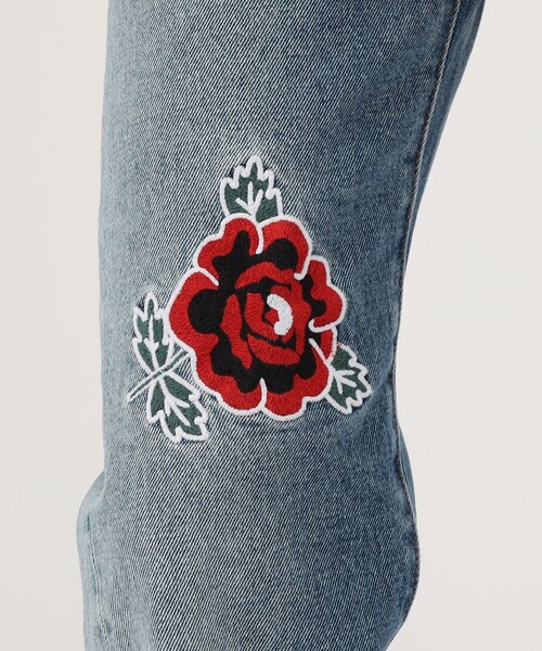 Molly Goddard(モリー ゴダード)の「Molly Goddard CORA JEANS(デニムパンツ・レディース・ブルー系その他・25/26)」の3枚目の写真