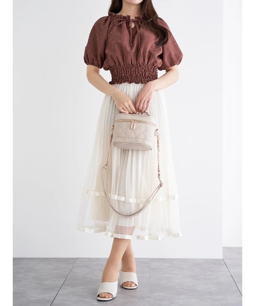 ルミネ新宿限定　ピンク色！DEICY  ＬＥ ＢＯＵＴＯＮオフショルブラウス ルミネ新宿限定 ピンク色！DEICY LE BOUTONオフショル