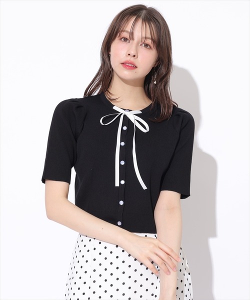 SWINGLE(スウィングル)の「リボンニットカーディガン(カーディガン/ボレロ・レディース・オフホワイト/ネイビー/レッド/ブラック・FREE)」の8枚目の写真