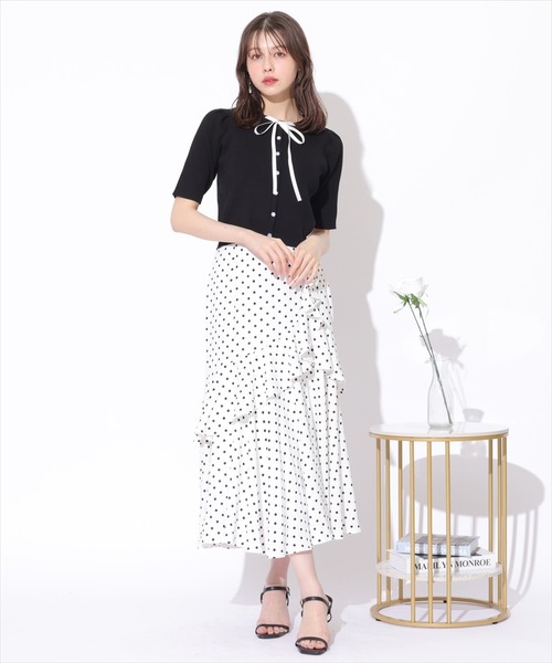 SWINGLE(スウィングル)の「リボンニットカーディガン(カーディガン/ボレロ・レディース・オフホワイト/ネイビー/レッド/ブラック・FREE)」の5枚目の写真