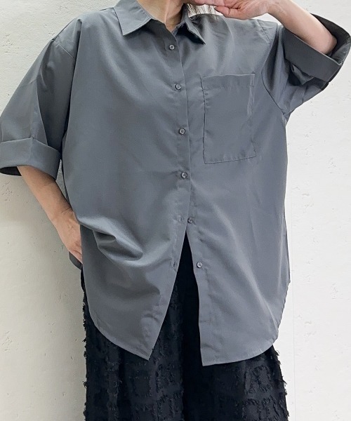 Per sist ence(パーシエンス)の「ブロードオーバーサイズ半袖シャツ(シャツ/ブラウス・レディース・オフホワイト/チャコールグレー/ブルー/ベージュ・ONE SIZE)」の19枚目の写真