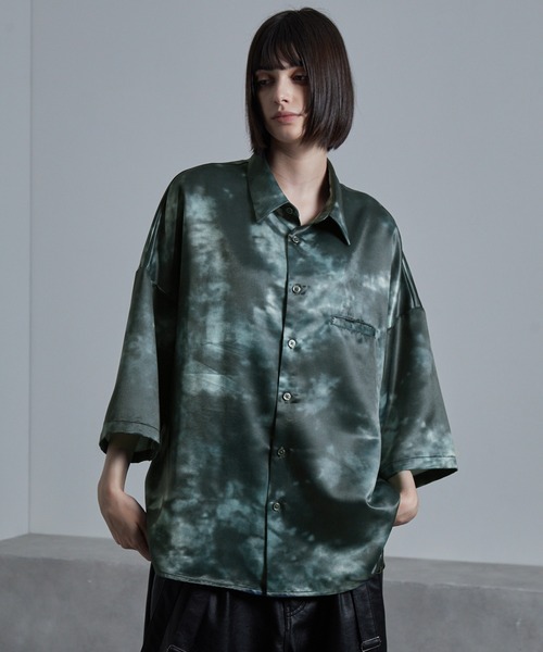 メンズ タイダイ柄シャツ ルーズシルエット 肩落ち Q00594 cussil（クシル）の「【cussil/クシル】サテンライクタイダイ柄