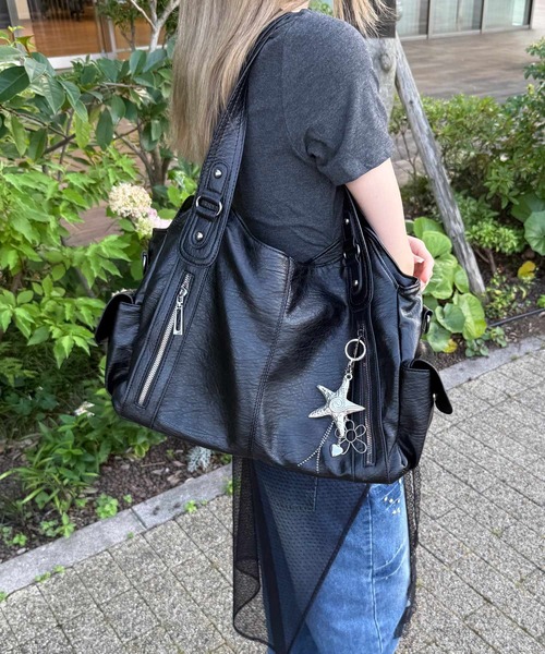 HALEY PESCA(ヘーリーペスカ)の「HALEY PESCA/2WAY ヴィンテージショルダーバッグ(ショルダーバッグ・レディース・ブラック/ブラウン・FREE)」の2枚目の写真