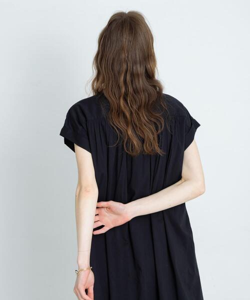 URBAN RESEARCH Sonny Label(アーバンリサーチサニーレーベル)の「エアリーコットンピンタックワンピース(ワンピース・レディース・ブラック/グリーン系その他/ピンク・FREE)」の7枚目の写真