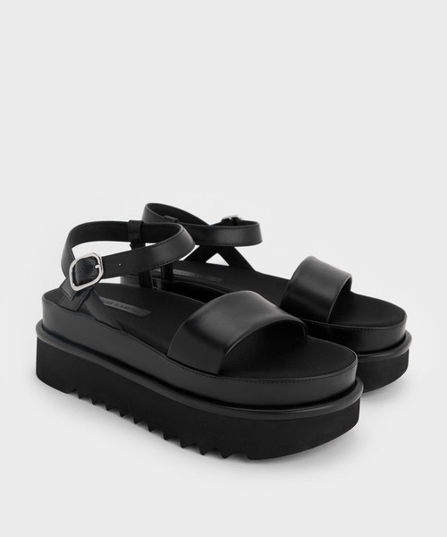 CHARLES & KEITH(チャールズ & キース)の「ツイル フラットフォームアンクルストラップサンダル(サンダル・レディース・ベージュ/ブラック/マルチ・26.5cm/25.5cm/24.5cm/23.5cm/23cm/22.5cm/25cm)」の4枚目の写真